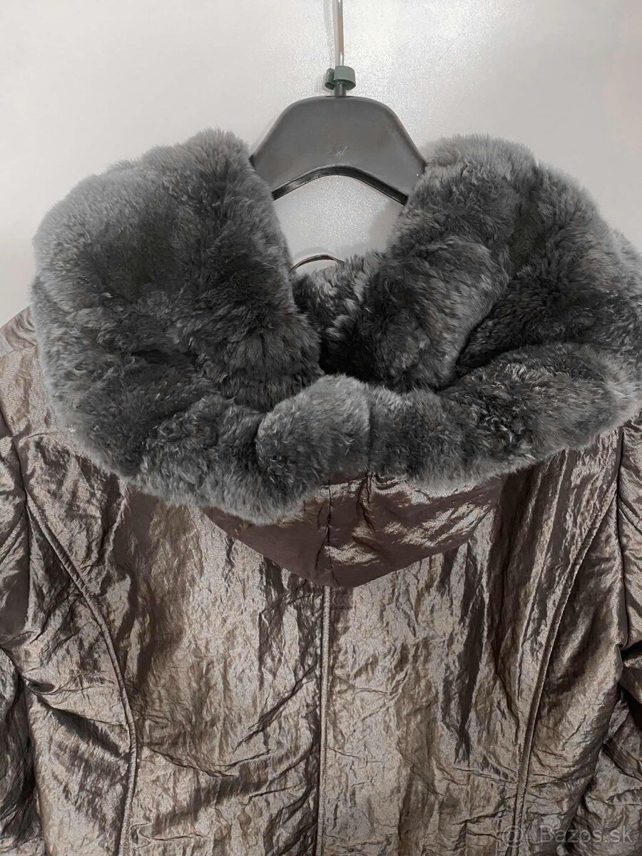 Kožuch z pravého králika zn. Kara s kapucňou, veľkosť 44 - 6