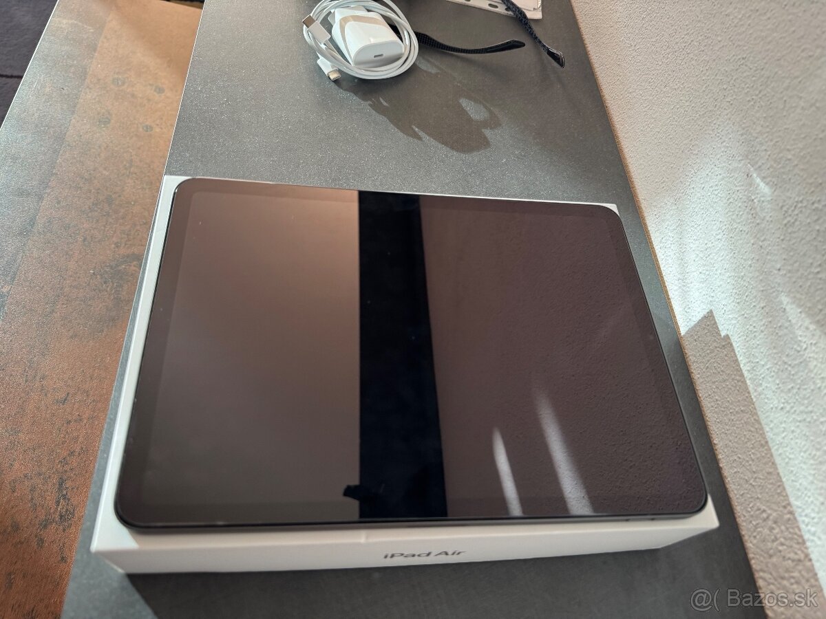 iPad Air 5 generácia - 6