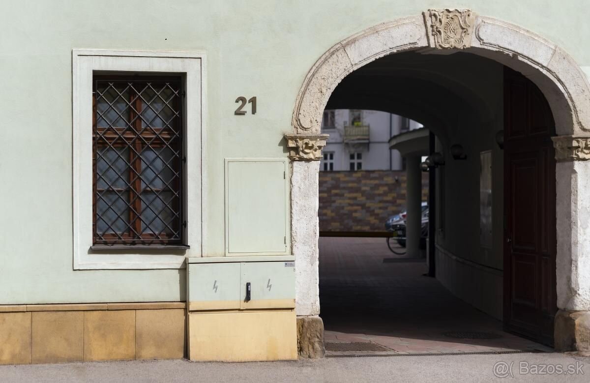 Celok 4 kancelárií na prízemí administratívnej budovy, Panen - 6