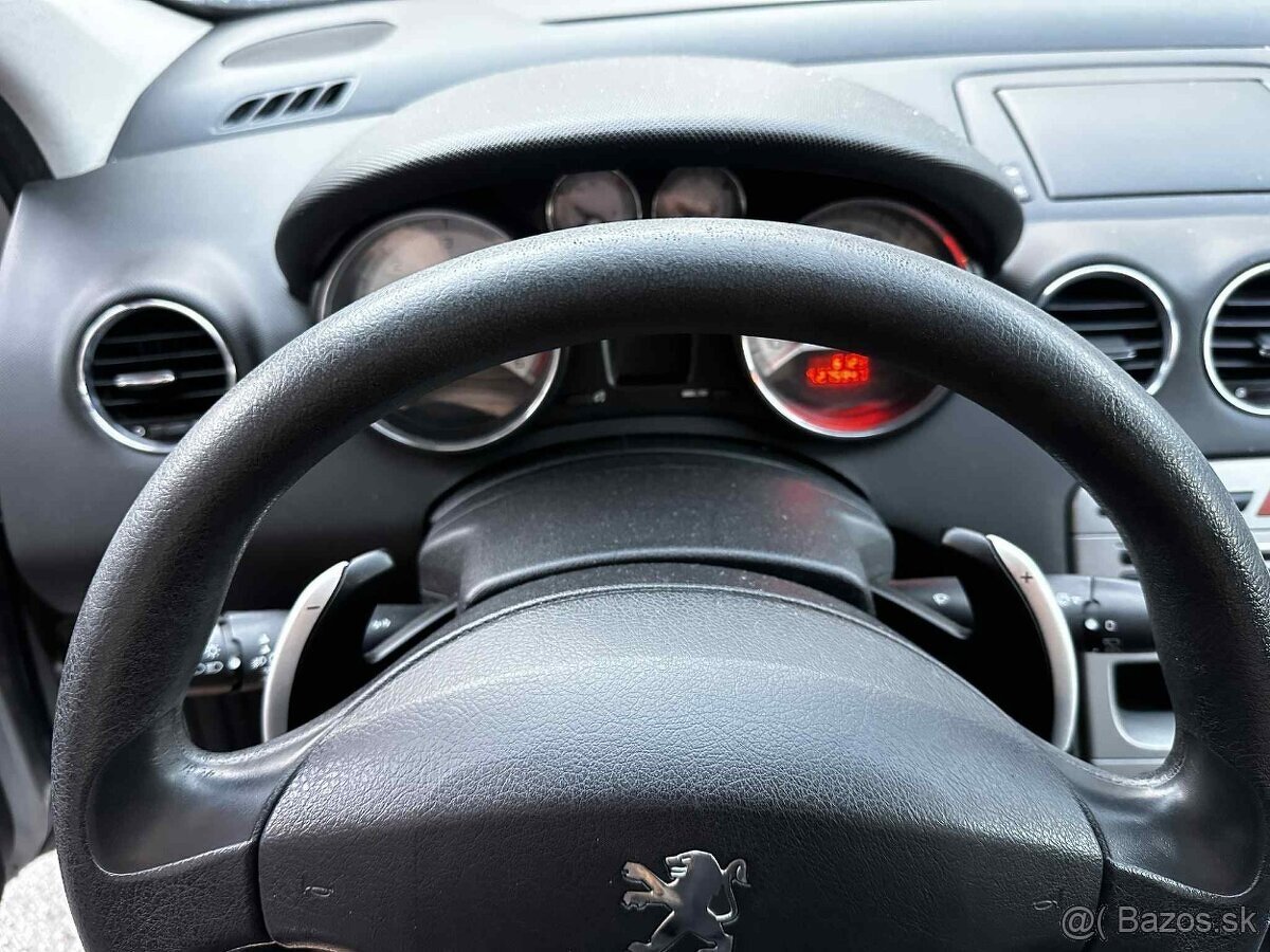 Peugeot 308 1.6 HDI PREMIUM výbava - 6