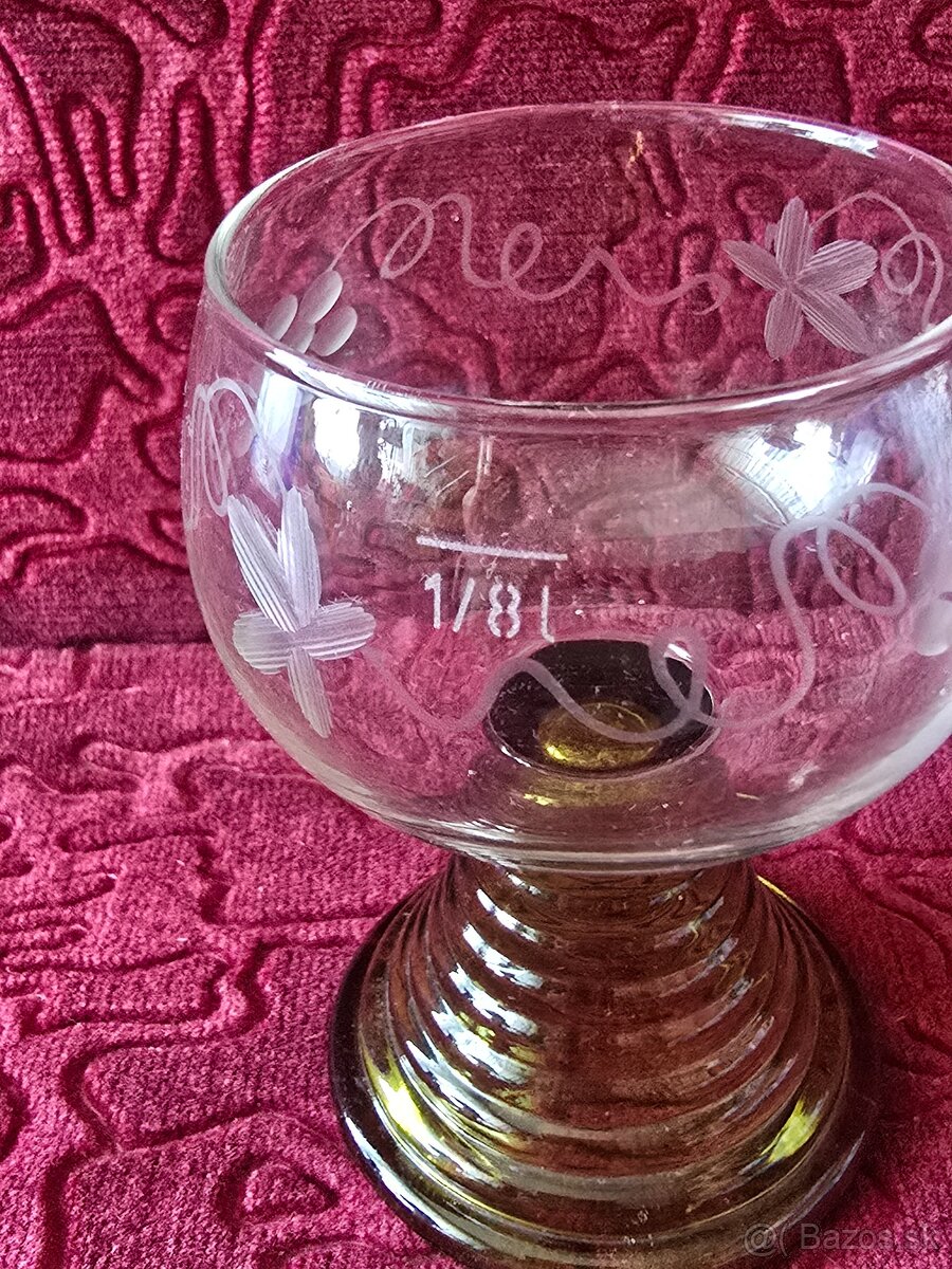 Vinove poháre s dobrusom. - 6