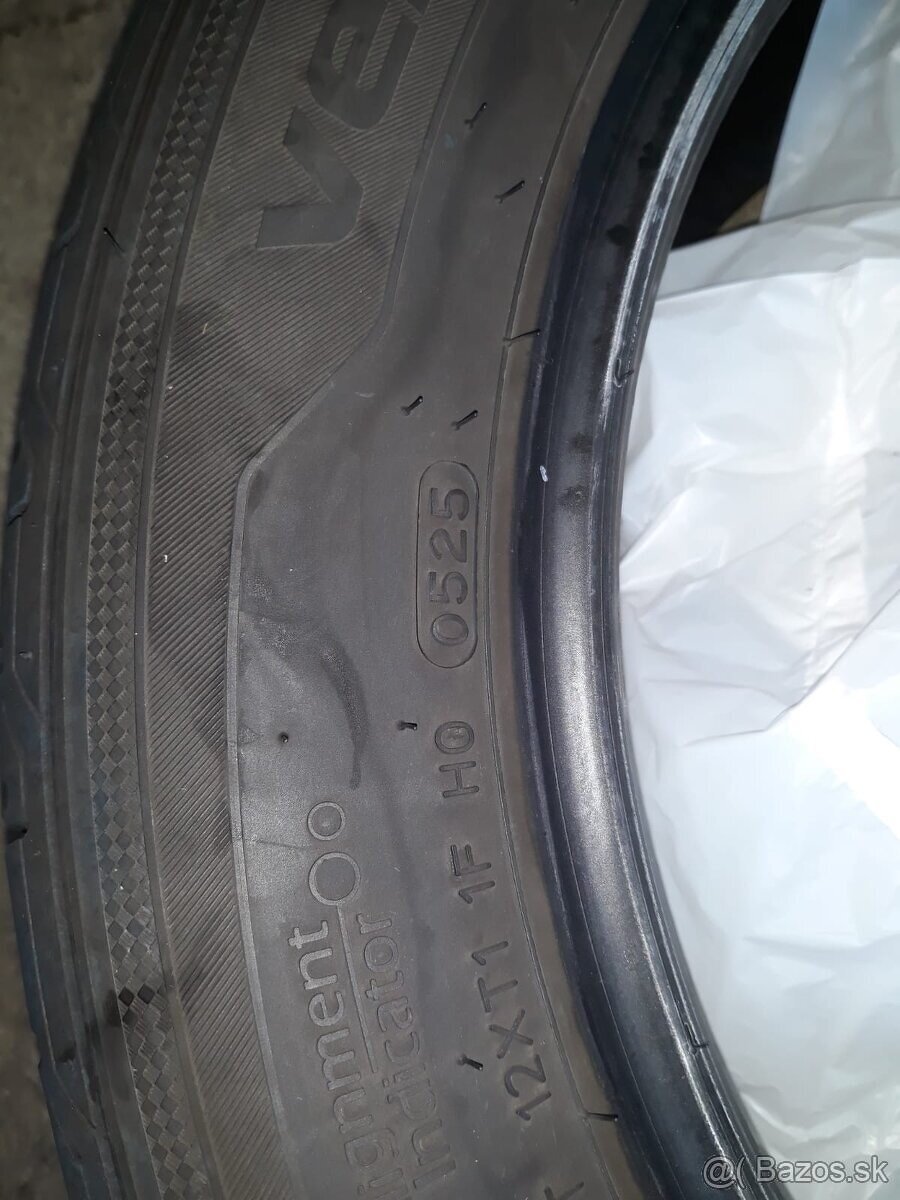 Hankook 215/55/R17 - 6