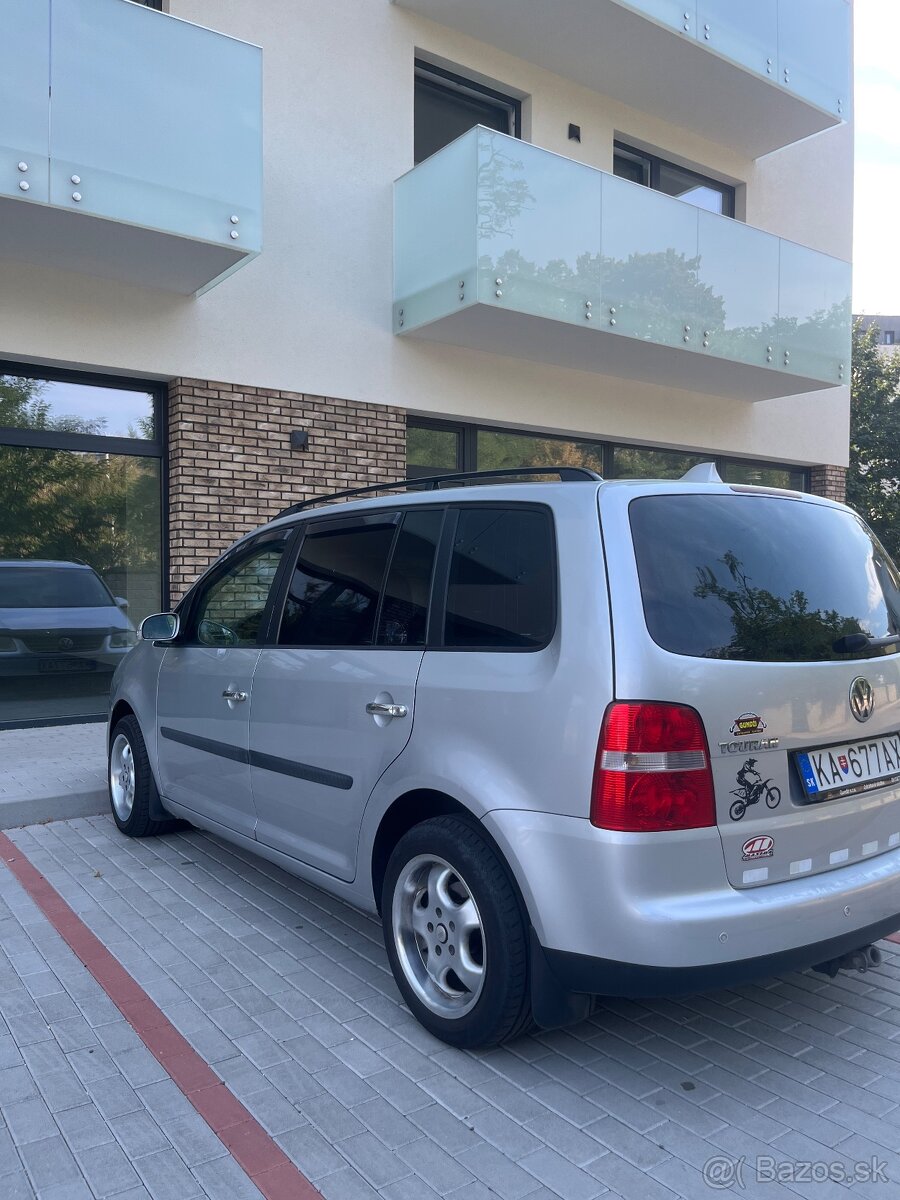 VW Touran - 6