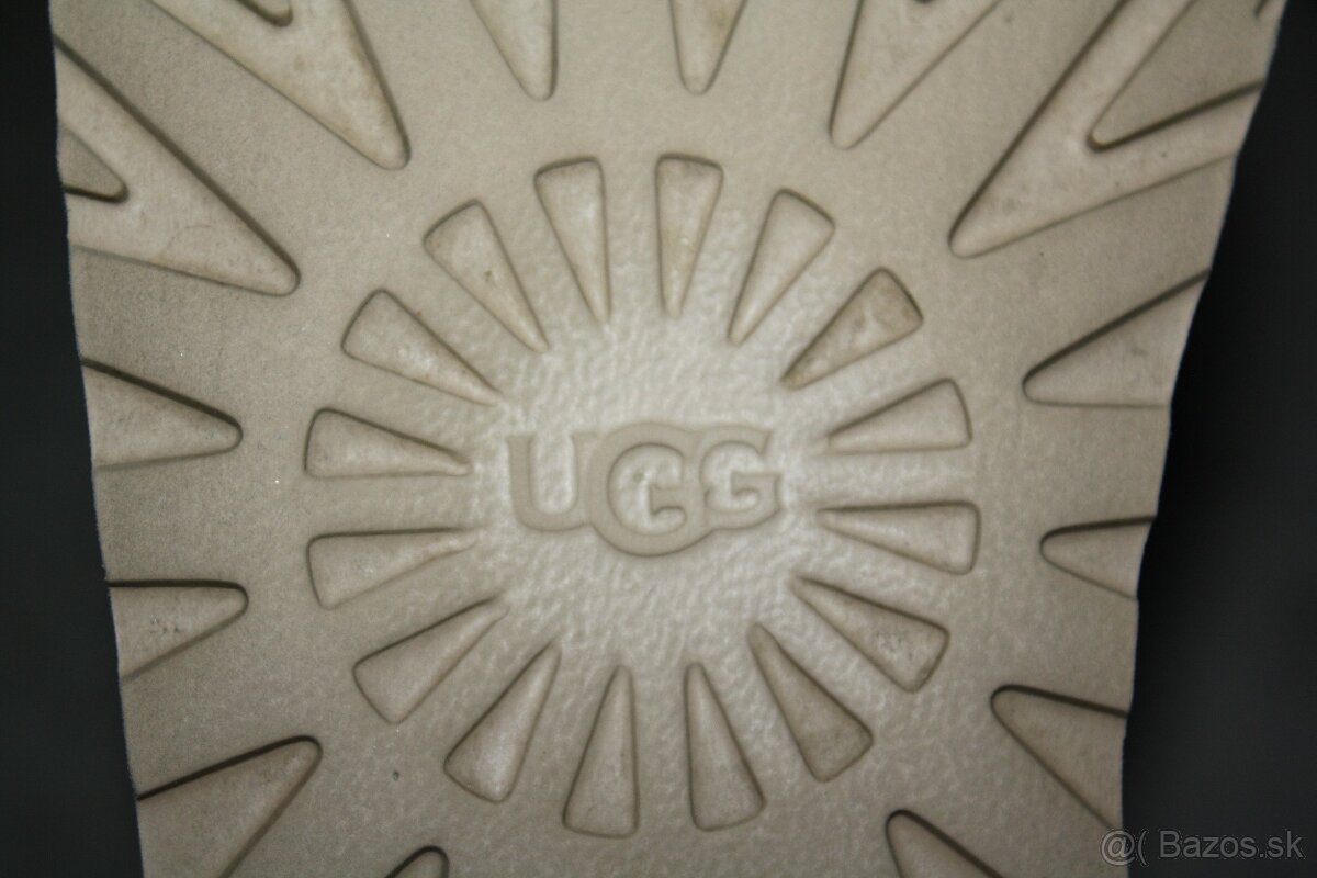 UGG teplucke kratke cizmy - 6
