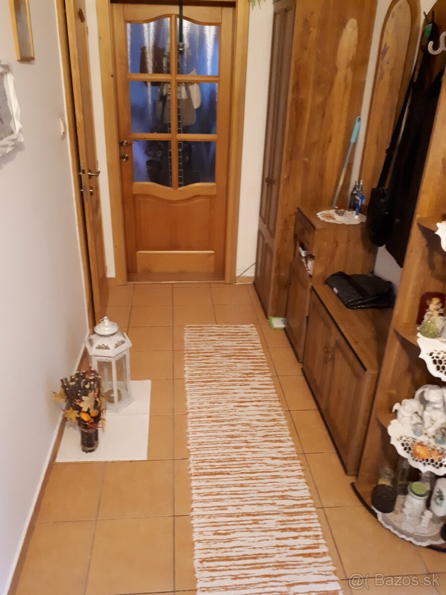 Ponúkam na predaj priestranný slnečný 3 izbový byt - 6