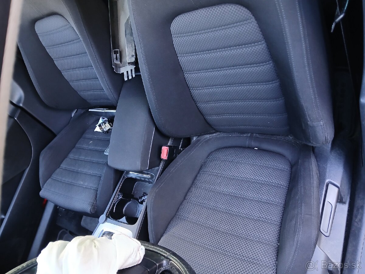 VW Passat b6 2,0tdi BMR PD dsg rozpredám - 6