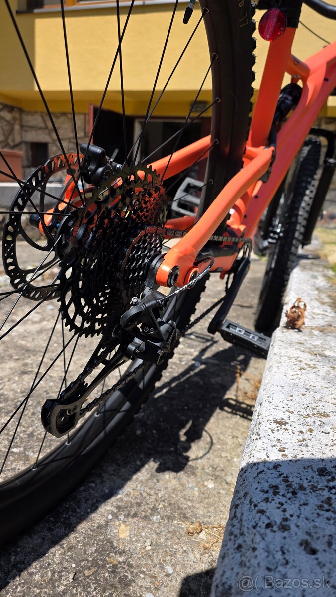 Specialized Stumpjumper alloy - 6