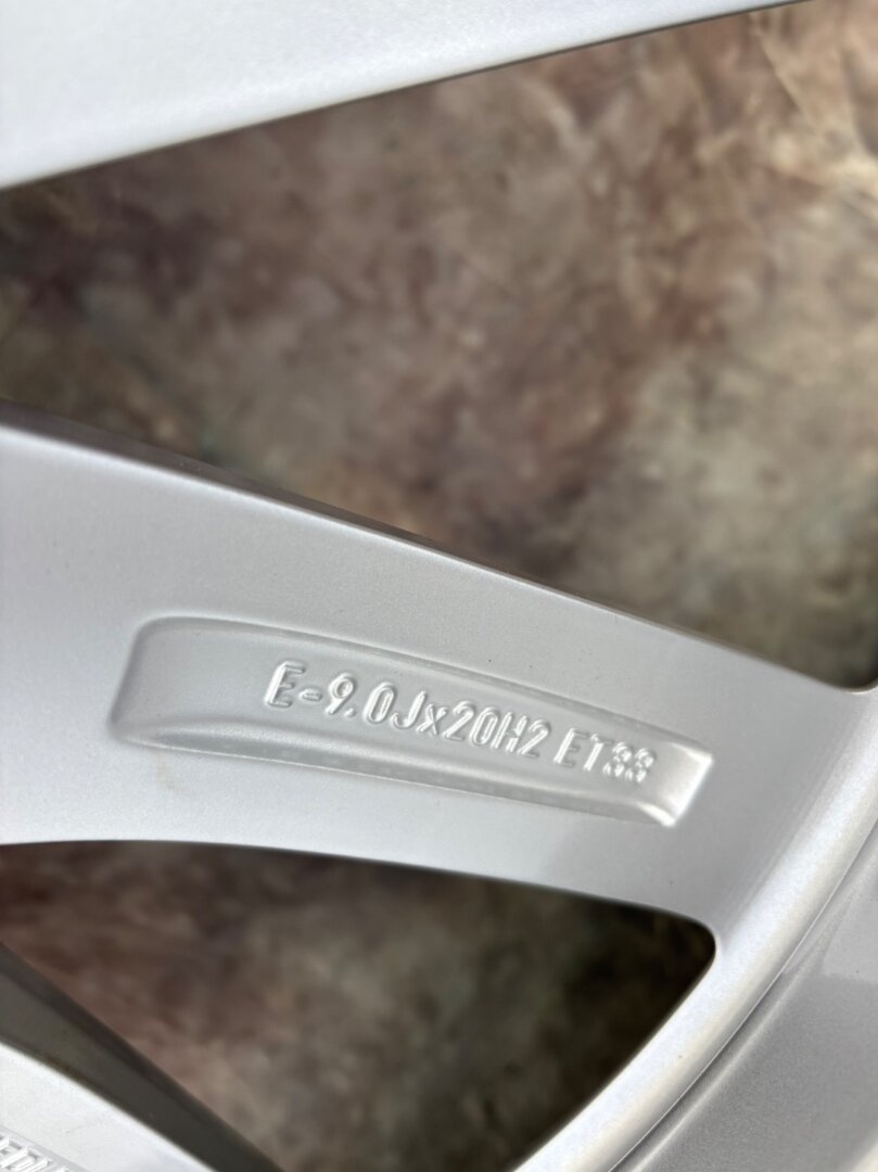 Zimní top sada Audi Q7 285/45R20 112V - 6