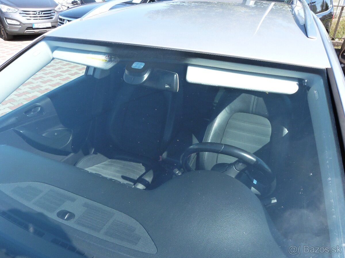 Volkswagen Passat Variant 3.2 V6 Sportline 4-Motion DSG - 6