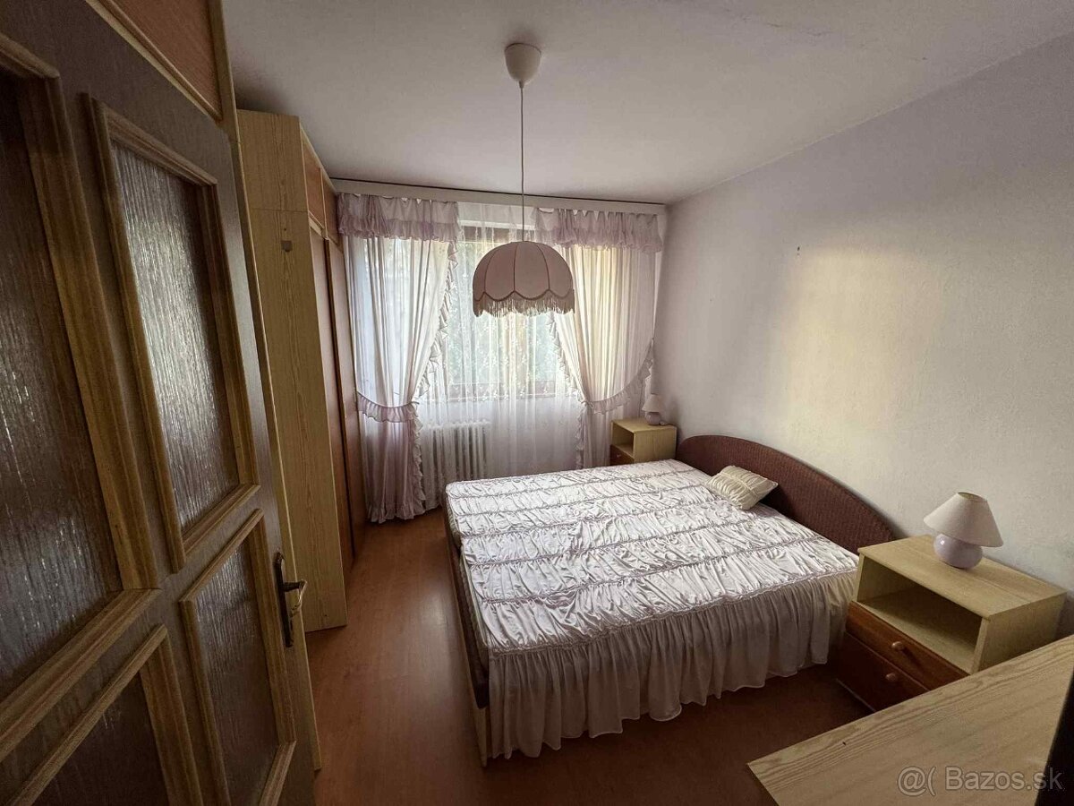 Prenájom 3 izbového bytu - 6