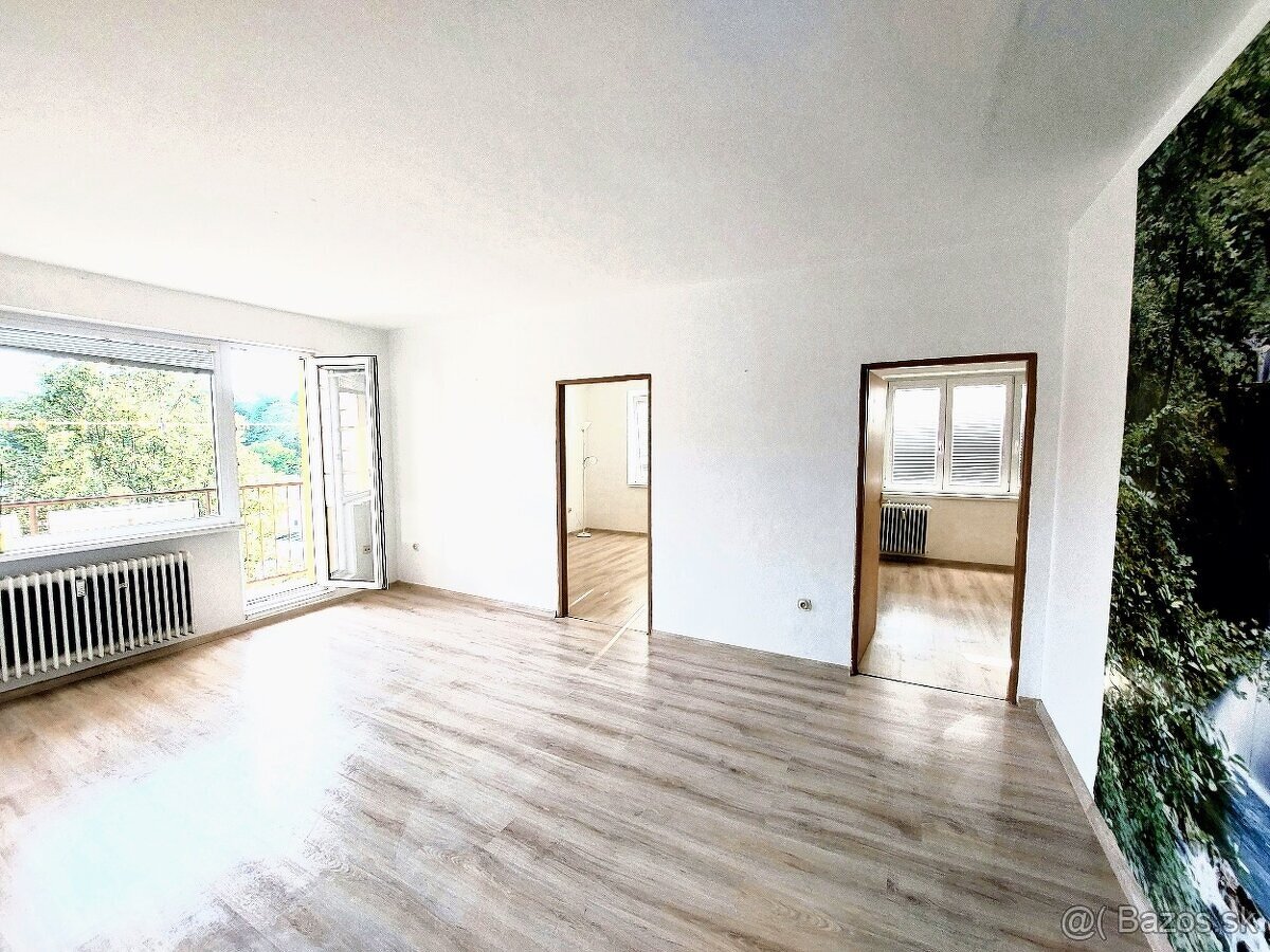 na predaj 3 izbový byt v Handlovej - 6