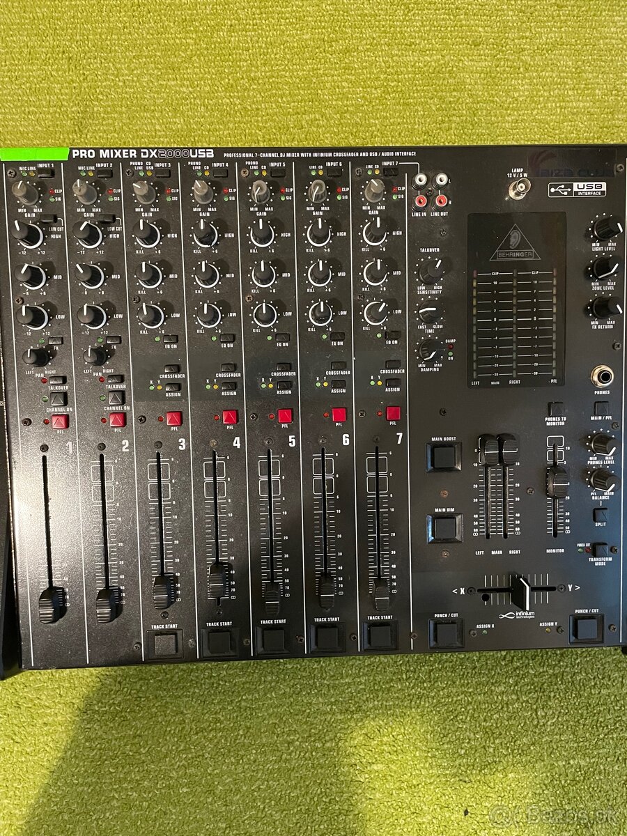 Pioneer cdj900 + Behringer Dx 2000 - 6