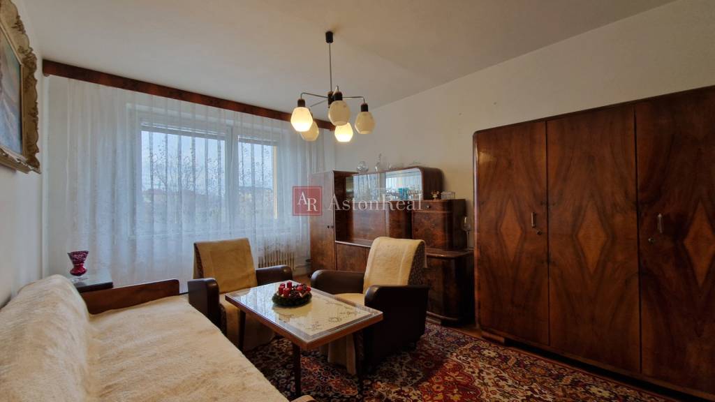 AstonReal: ponúka na predaj 2-izbový byt 48,89m2 - Poprad, P - 6