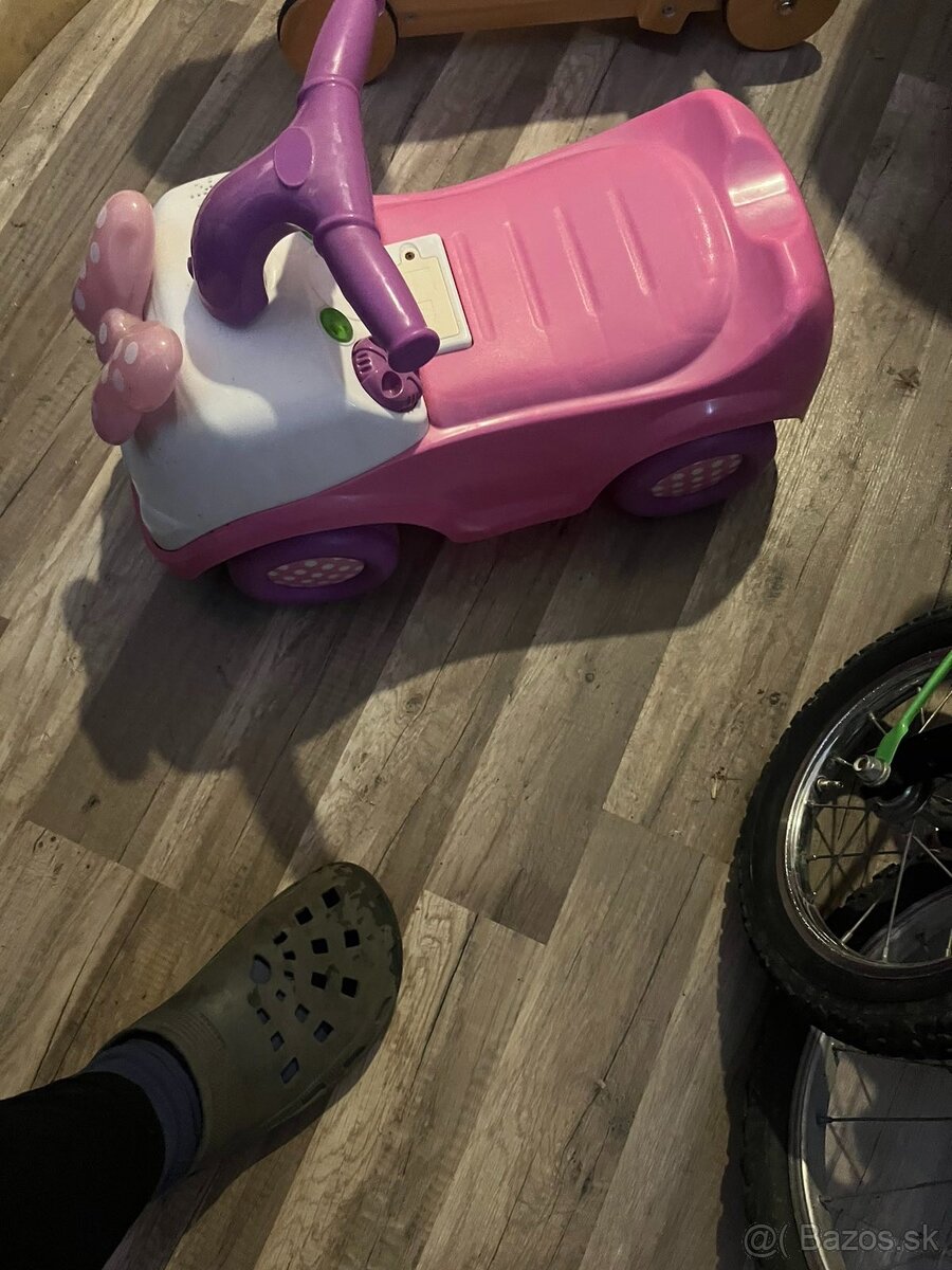 Darujem vanicku, regal dedsky, choditka - 6