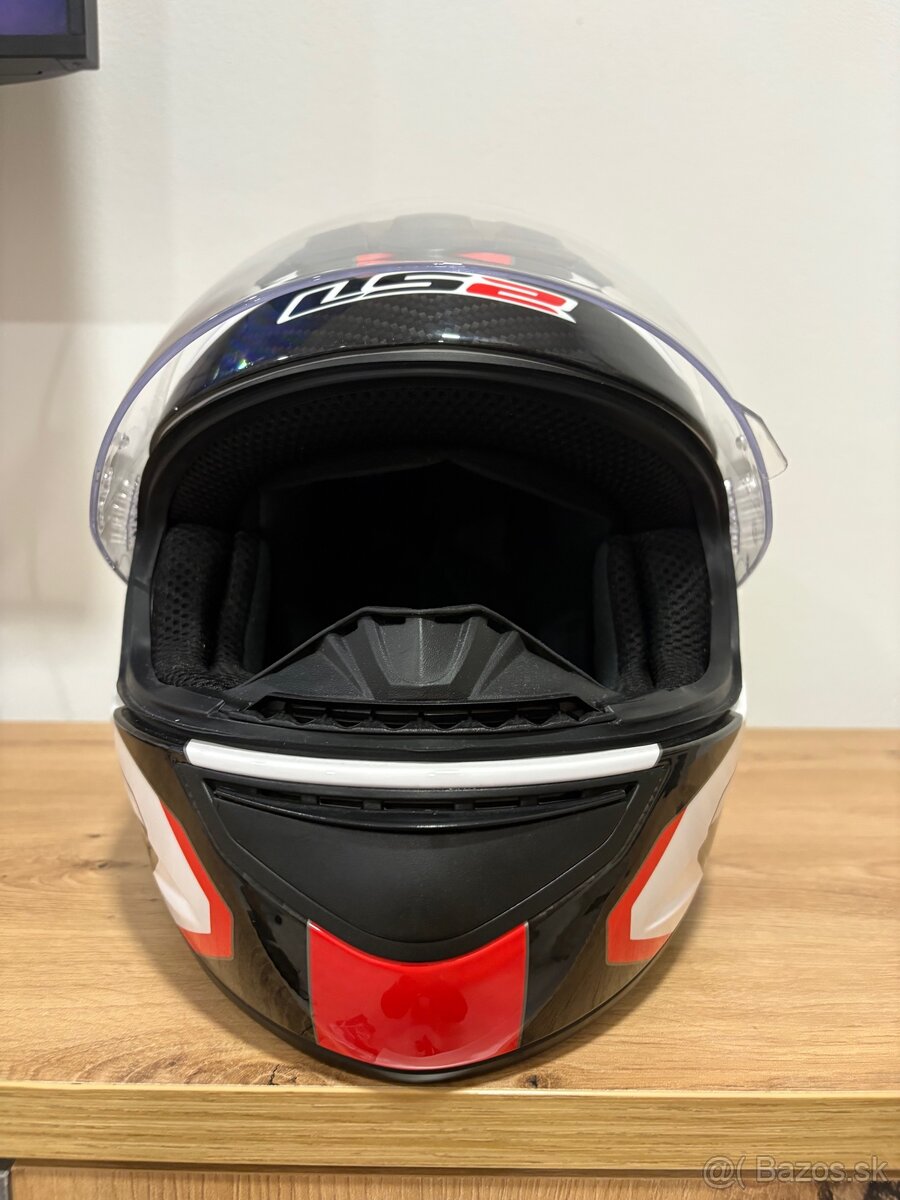 Integrálna prilba na motorku - 6