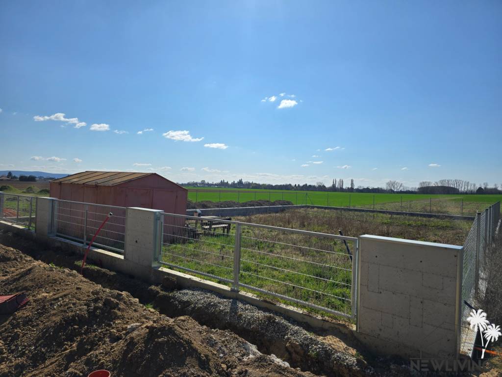 NA PREDAJ stavebný pozemok Borovce - 6