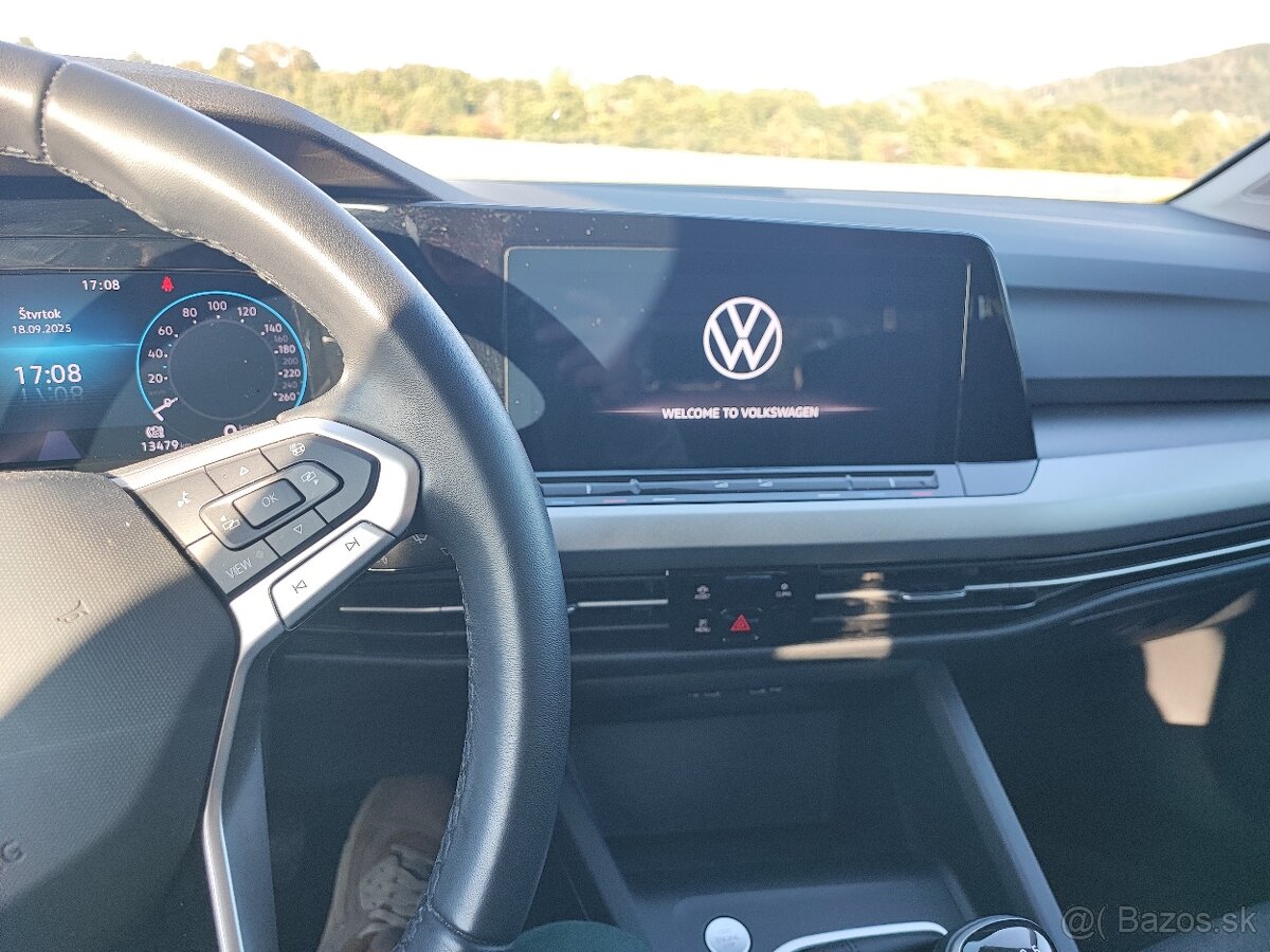 Predam VW Golf 8 Life 2.0 TDI - 6