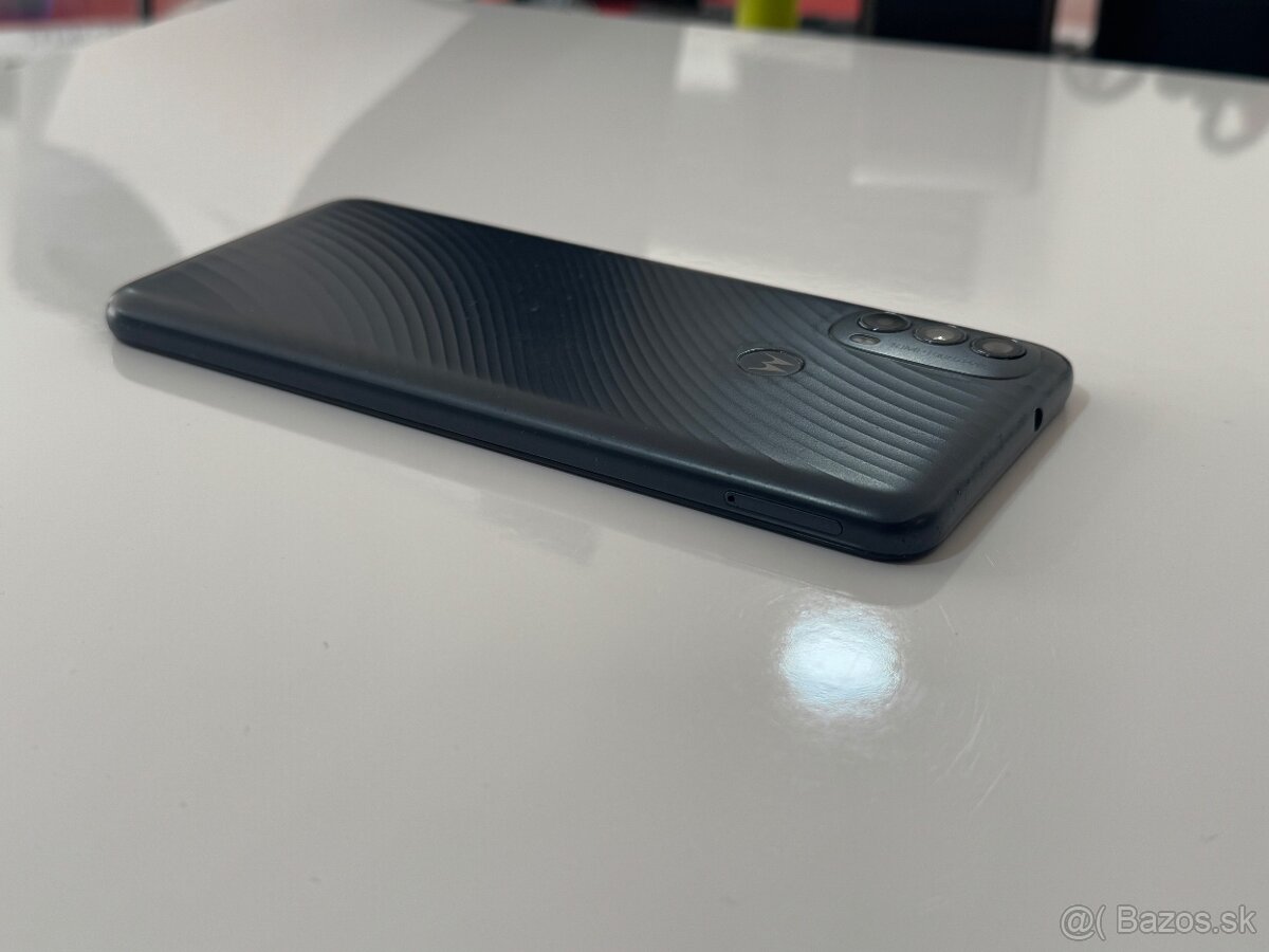 Motorola Moto e30 super stav 2/32GB - 6