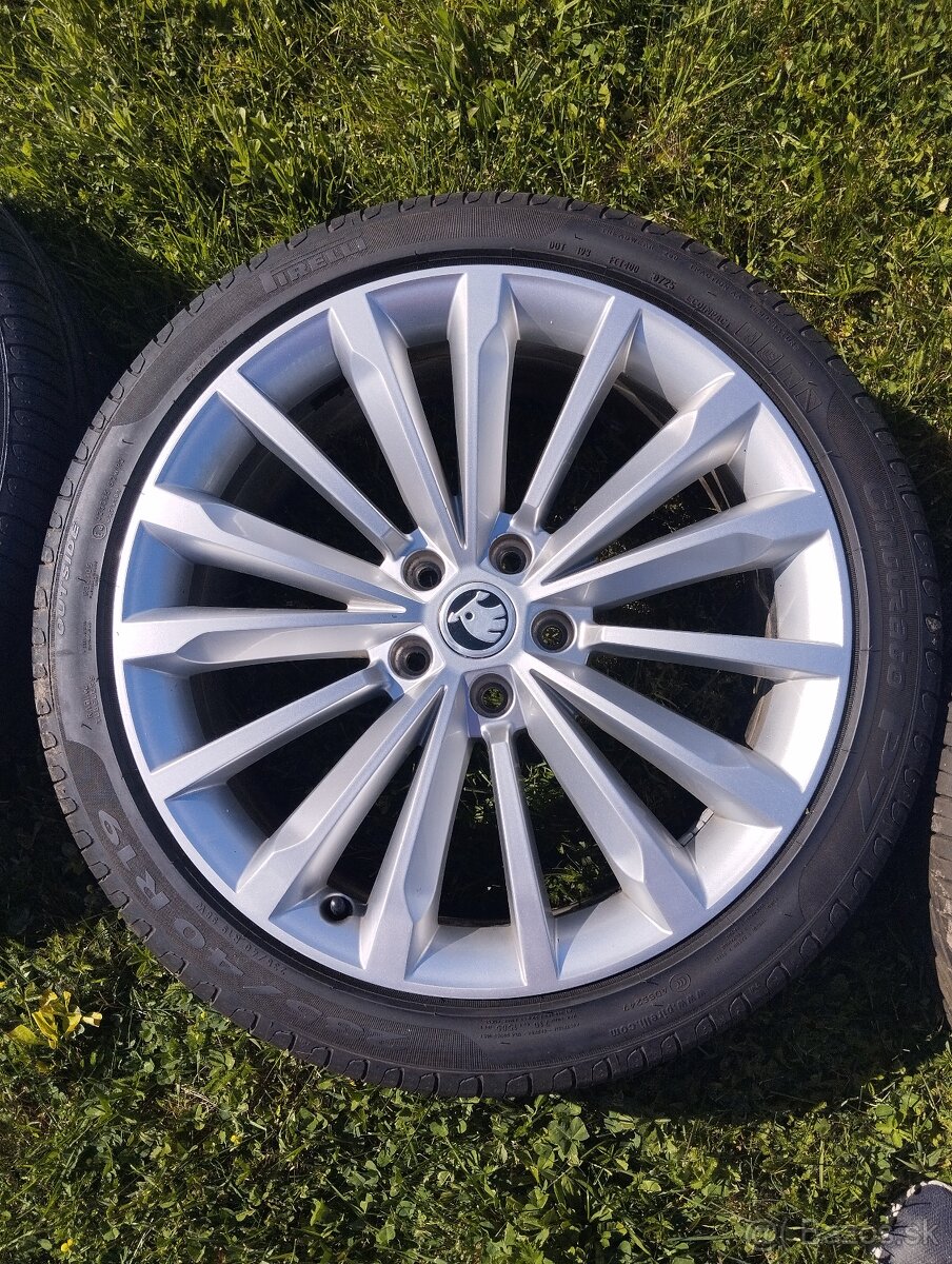 5x112 R19 Originál Škoda Superb 3 Trinity - 6