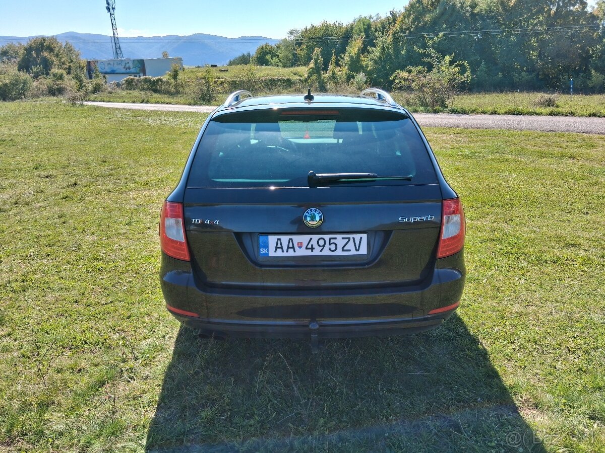 Predám Škoda superb 2 combi 4x4 dsg 2012 - 6