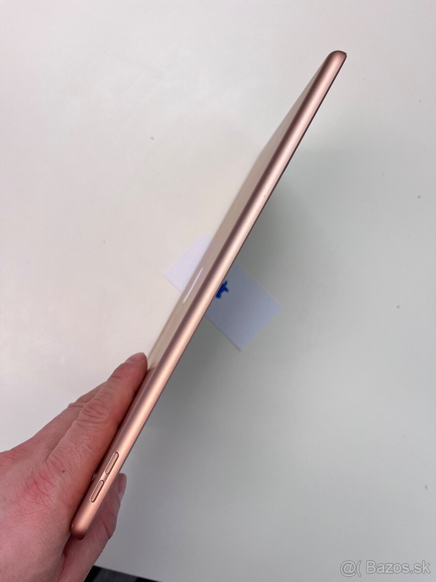Apple iPad 7th Generácia 128GB - 6