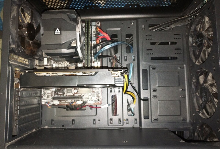 Herný PC/rx570/16ram/... - 6