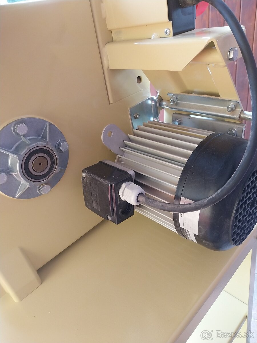 Pásová píla na drevo - 6