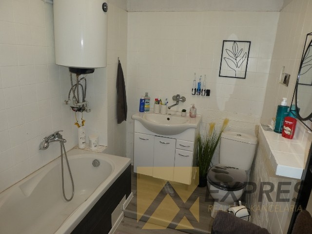 RK EXPRES - rodinný dom v Ráztočne, okres Prievidza. - 6