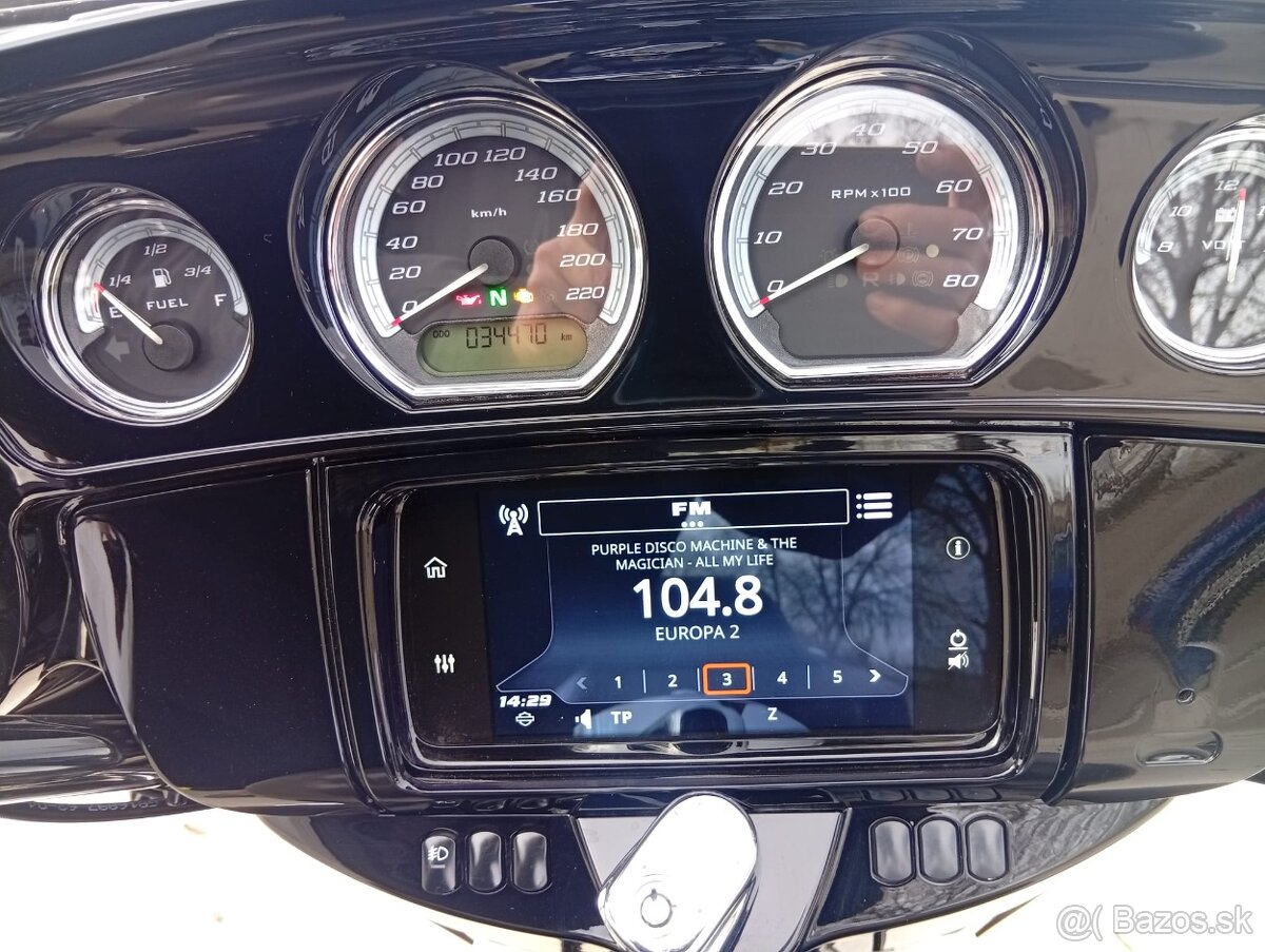 Harley Davidson Electra FLHTK - 6