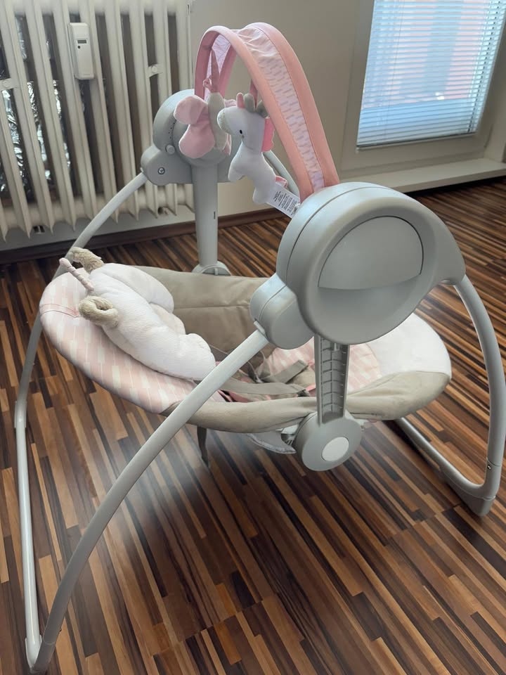 Hojdačka s melódiami - 6