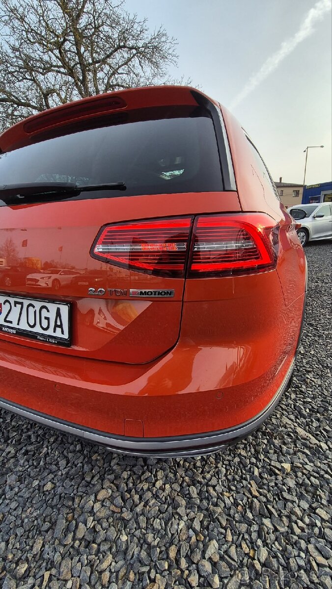Predám Volkswagen Passat Alltrack 2.0biTD 4MOTION - 6