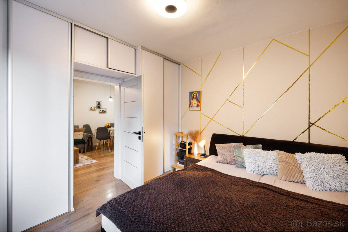 Na predaj zrekonštruovaný 3-izbový byt Sídlisko III - 6