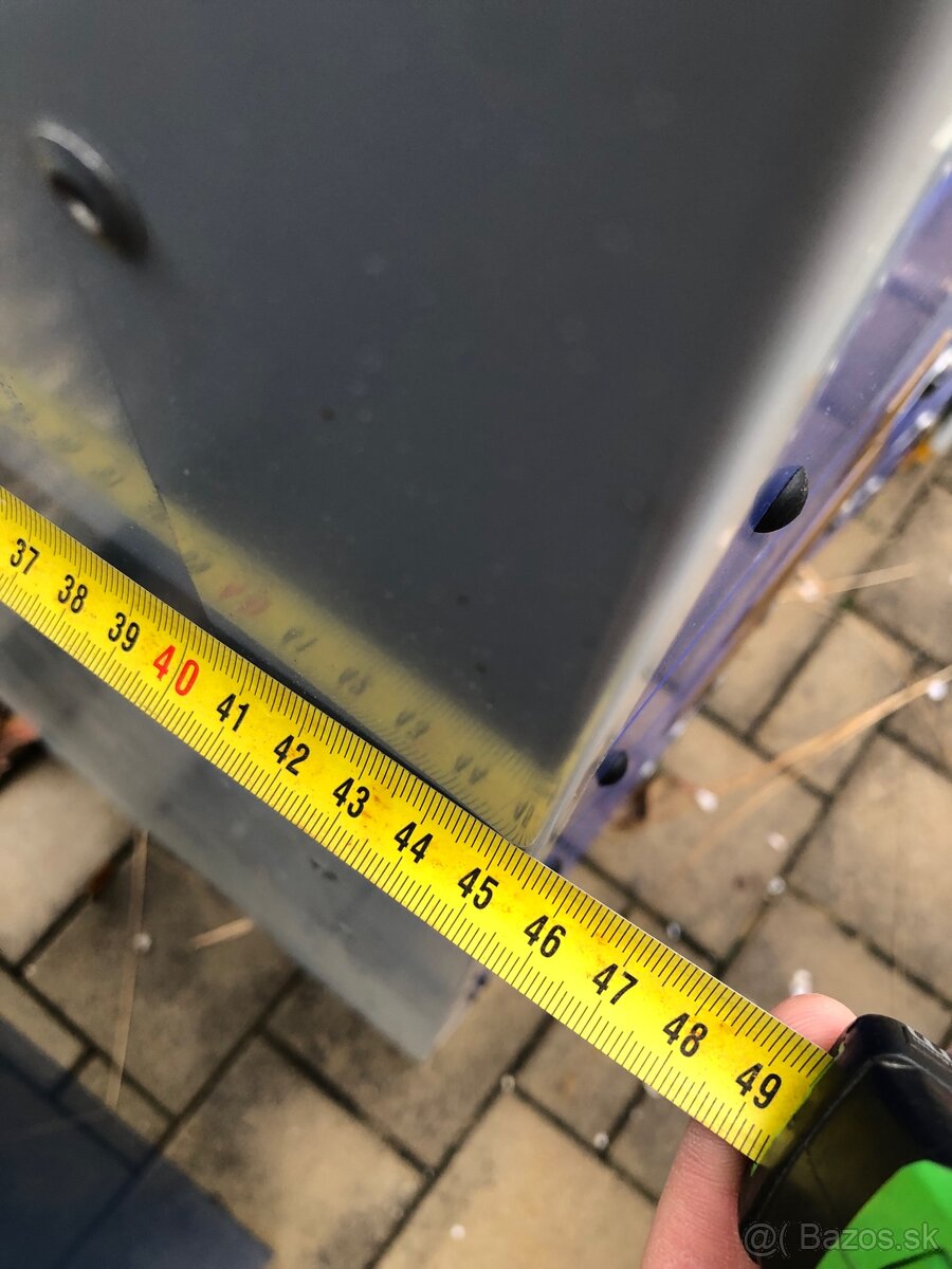 Plechová skriňa na náradie a drobnosti - 6