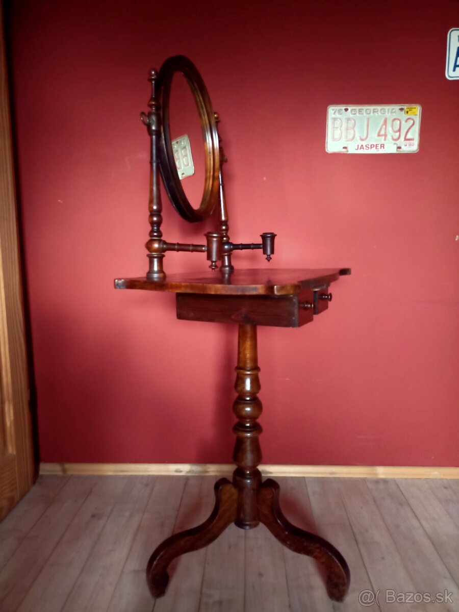 Starožitný toaletný stolík - 6