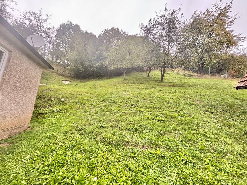 Predaj pôvodného RD v pokojnej časti Budatínska Lehota - 6