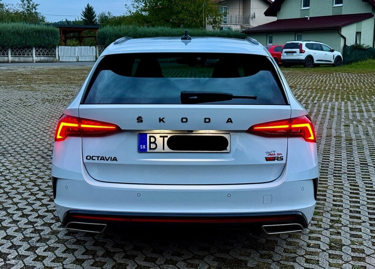 Škoda Octavia Combi vRS TDI 4x4 - 6
