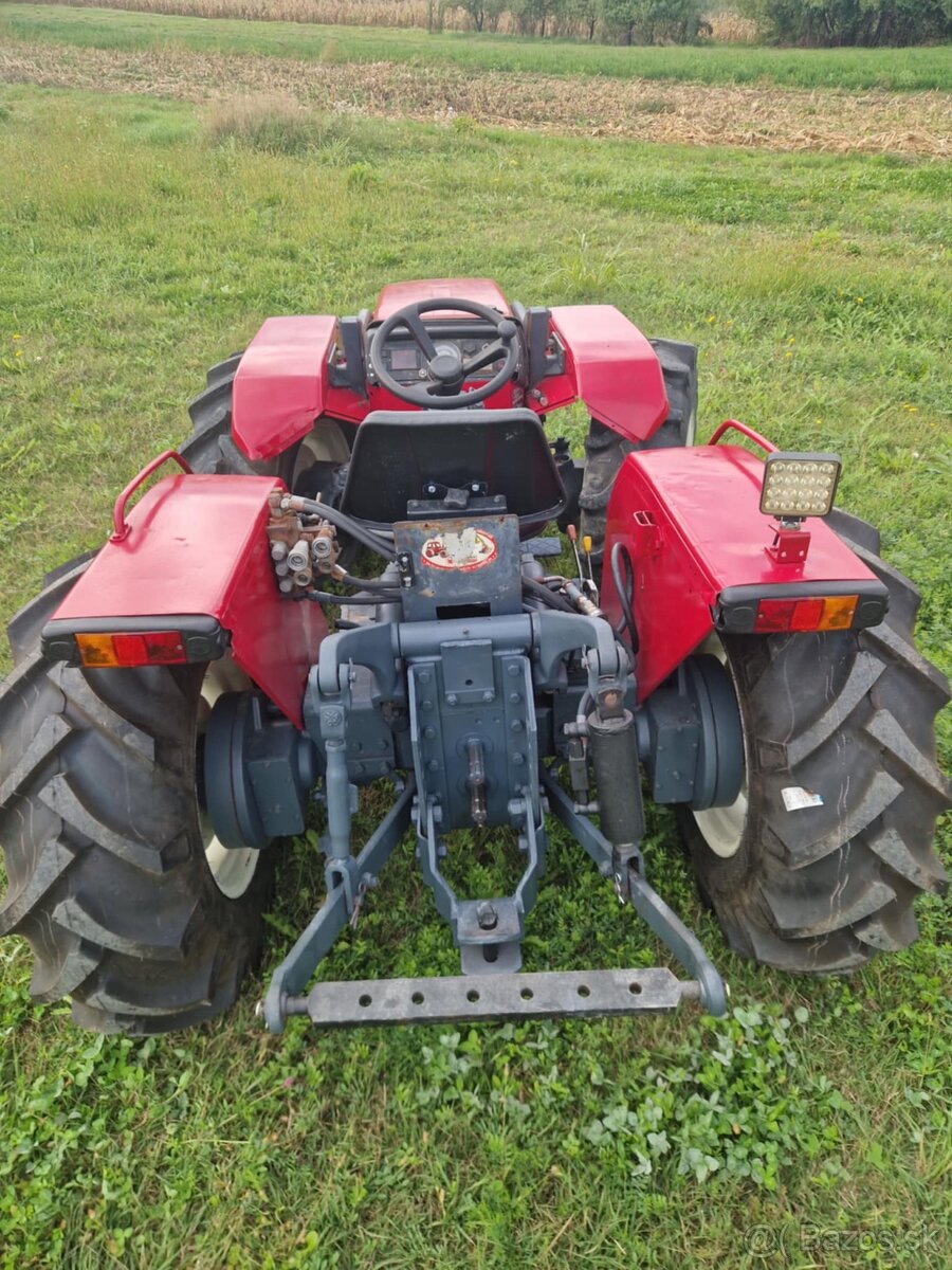 Traktor Antonio Carraro7500 - 6