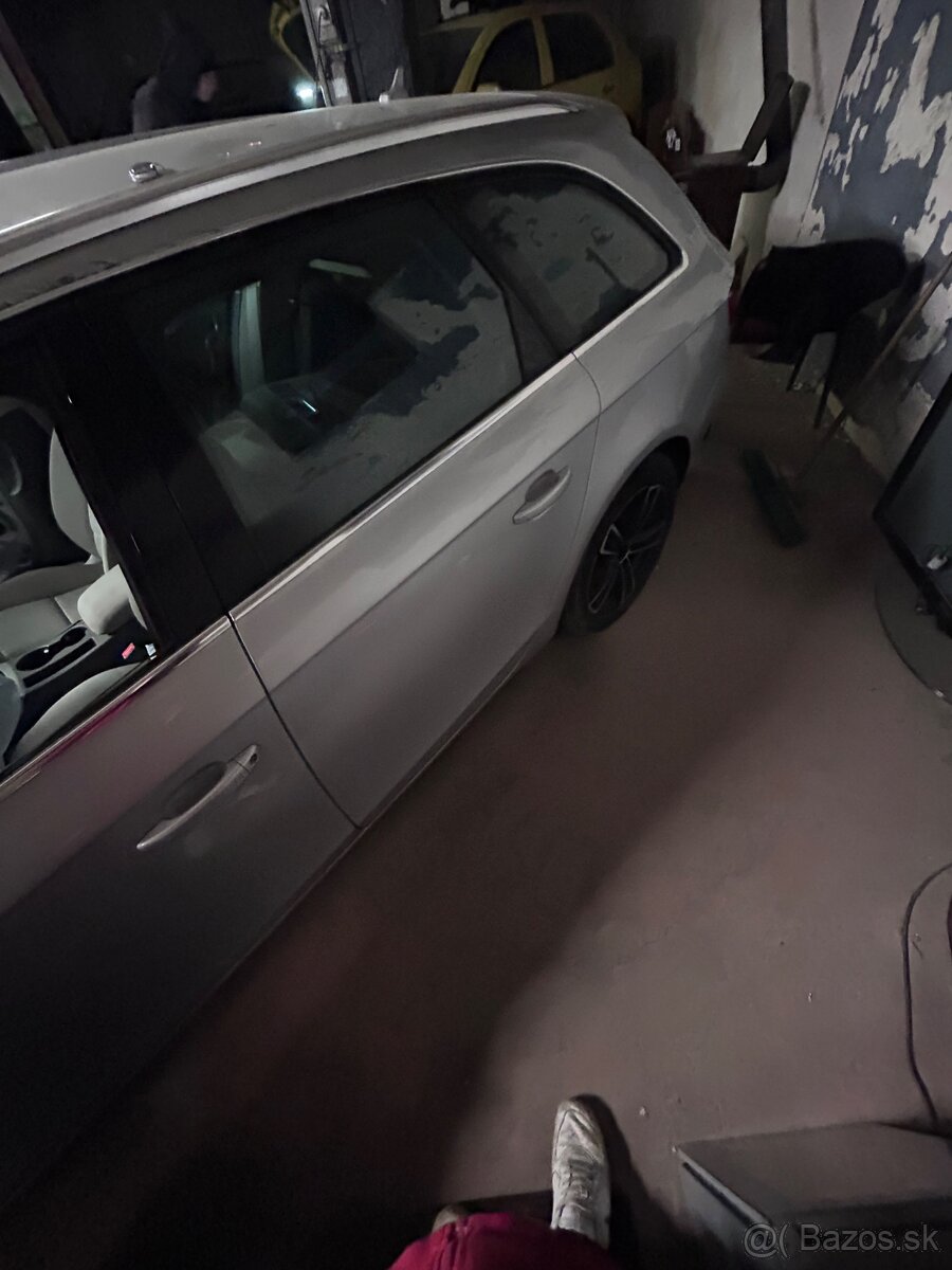 Rozpredam Audi a4b8 - 6