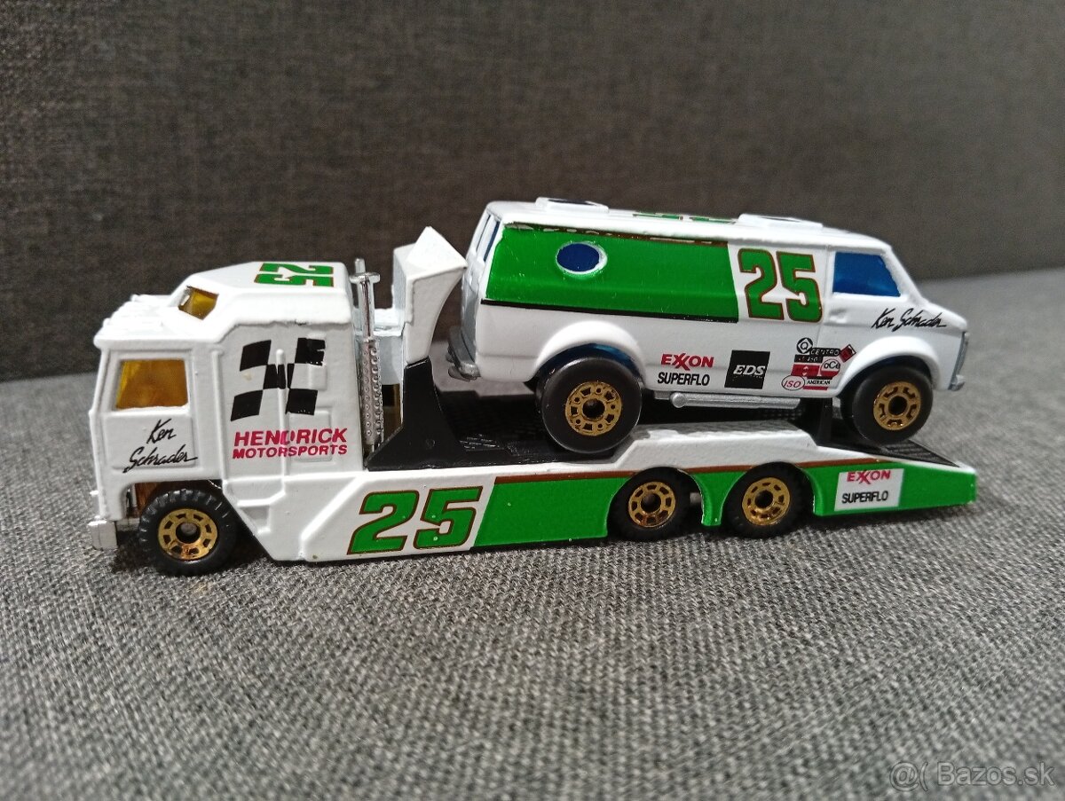 Matchbox Kenworth Racing Transporter #25, Hendrick - 6