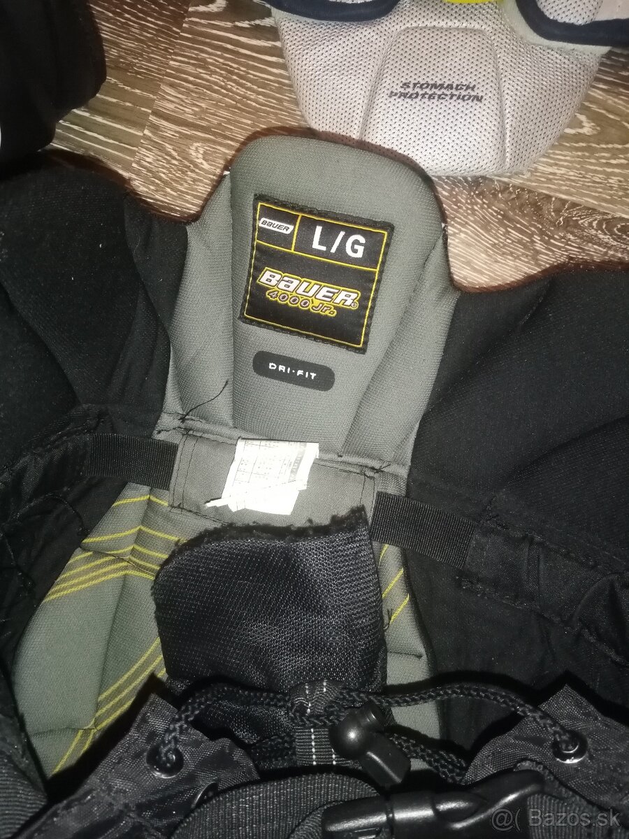 Hokejova vystroj - 6