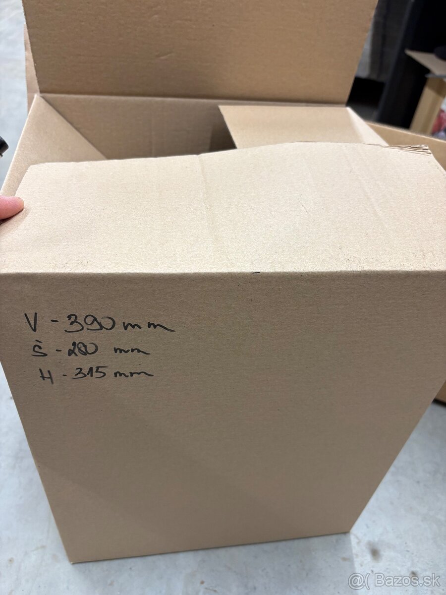 Kartónové krabice. - 6