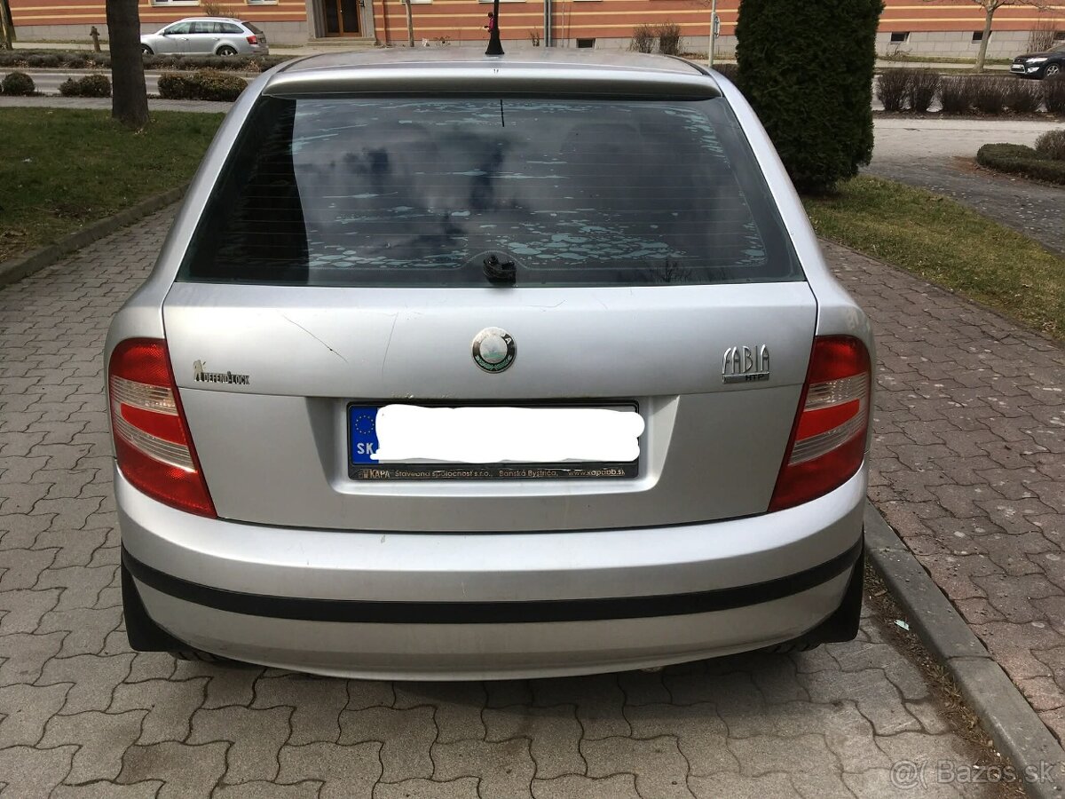 Škoda Fabia 1 facelift 1.2 HTP rok 2006 - 6