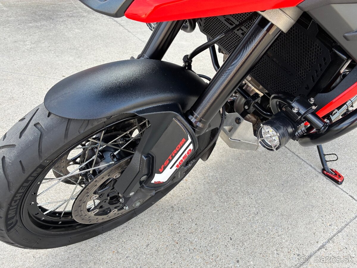 Suzuki DL1050 Vstrom - 6