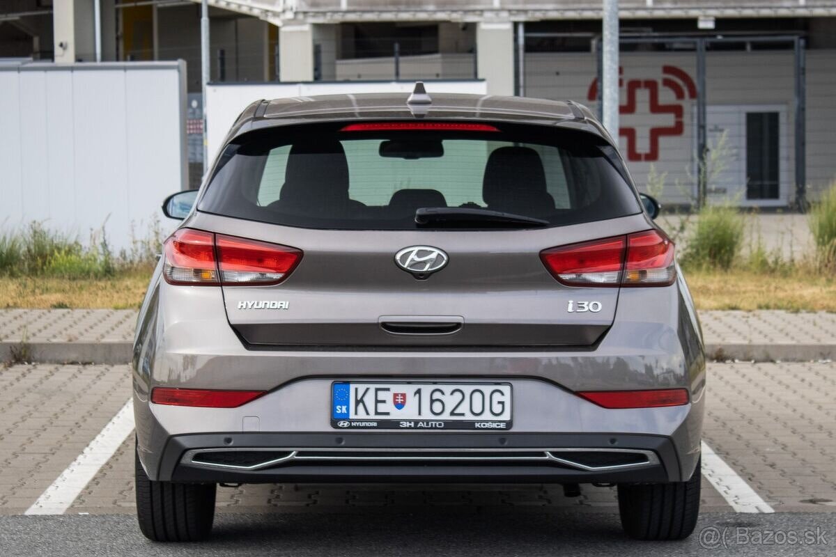Hyundai i30 81kW (2022) - 6