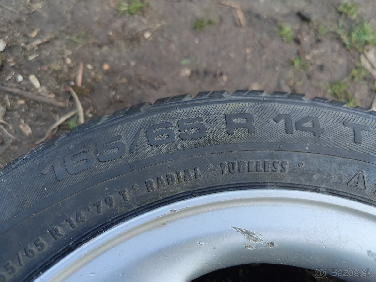 Predám 165/65 r14 - 6