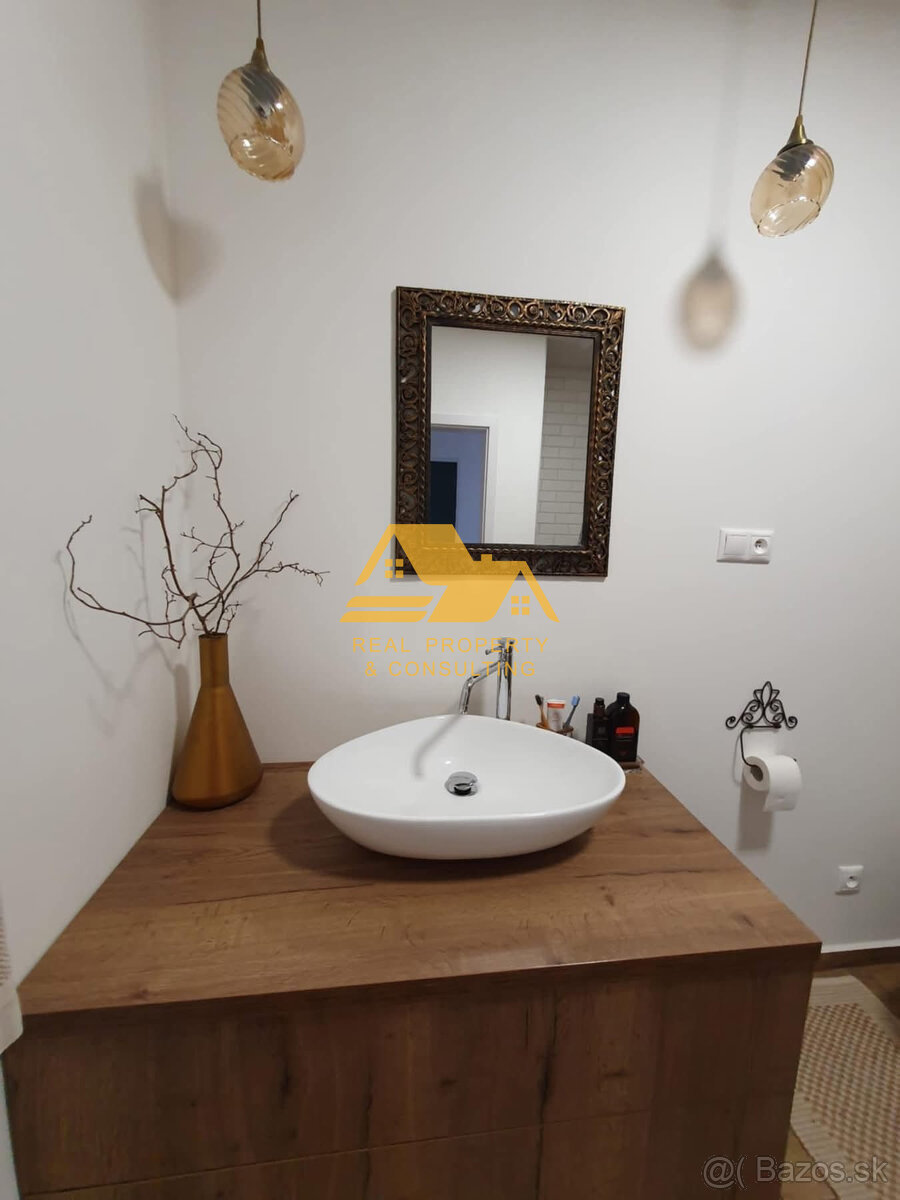 Prenajmem pekný 2 izbový byt v Nových Zámkoch - 6