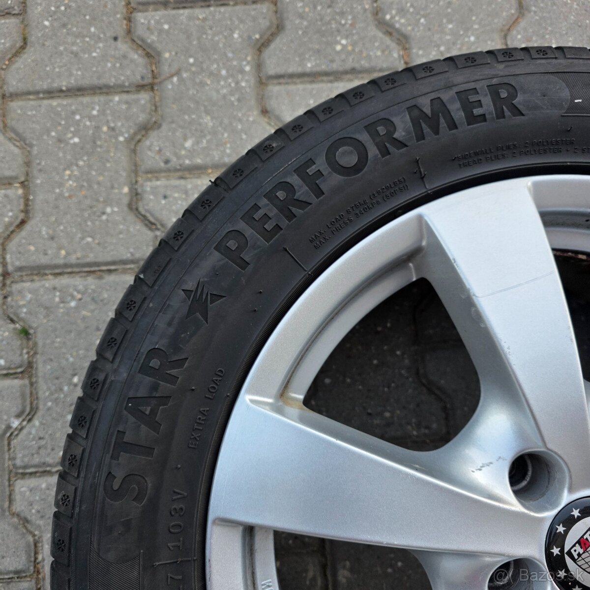 Ford 235/55 R17 - 6