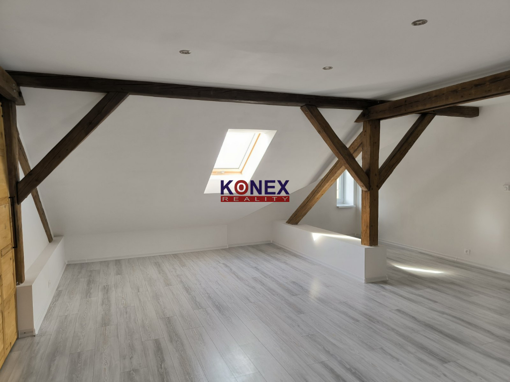 NA PREDAJ – 3-izbový podkrovný byt – Trebišov, Cukrovárska u - 6