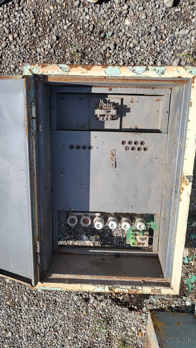 Elektrická rozvodná skriňa 4 kusy - 6