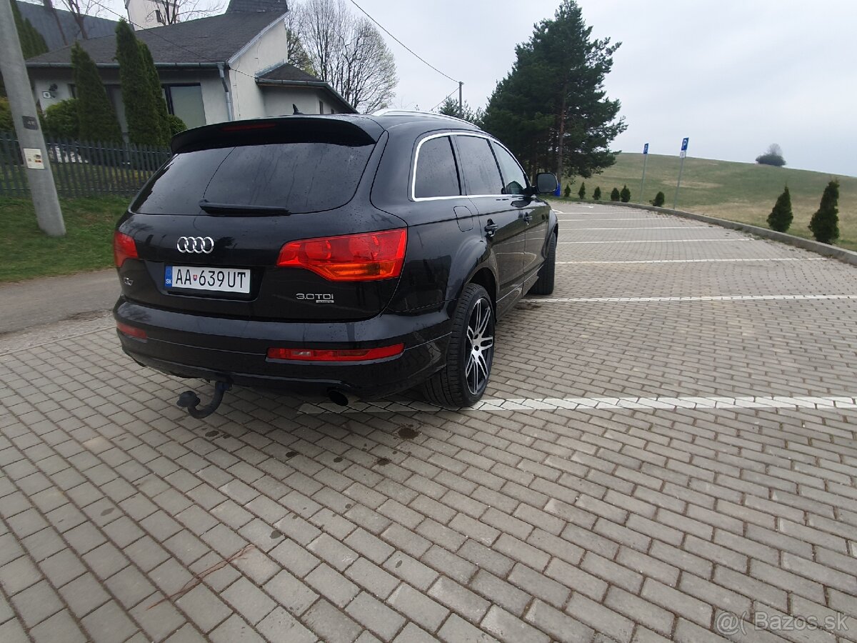 Audi Q7 - 6